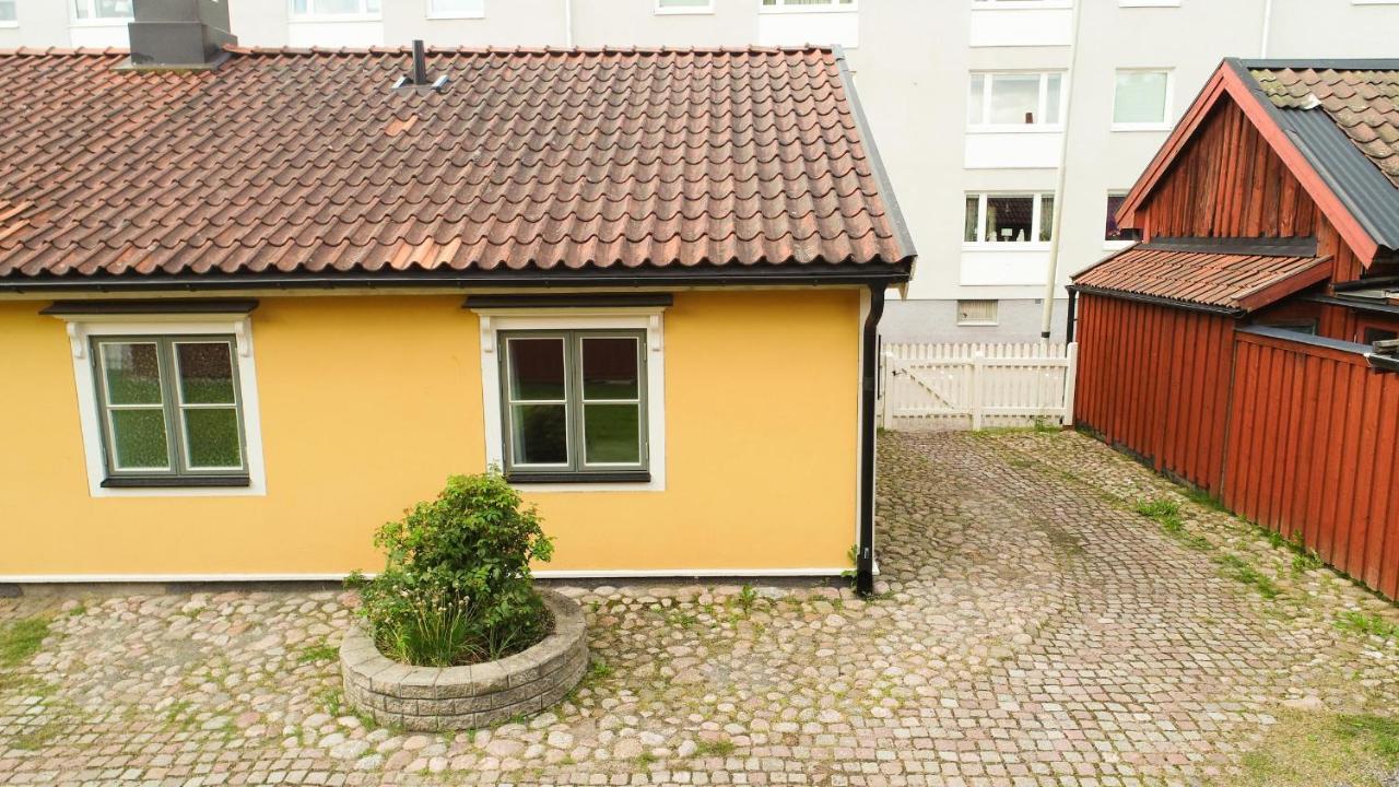 Hotel Pomona Living Lidköping Esterno foto